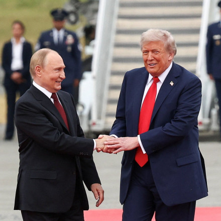 NBC: Οι ΗΠΑ θα μπορούσαν να εποπτεύουν μια ουδέτερη ζώνη στην Ουκρανία, αν επιτευχθεί συμφωνία