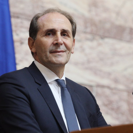 Τραγική ειρωνεία: Ο Απόστολος Βεσυρόπουλος ήταν ο άνθρωπος που έβαλε τους απινιδωτές στα σχολεία