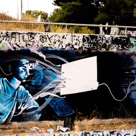 STOP στα σπρέι για ανηλίκους – Ο Δήμος Αθηναίων φέρνει το βρετανικό μοντέλο κατά του γκράφιτι