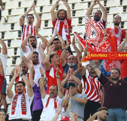 Σαμσούνσπορ - Παναθηναϊκός: «Καμπανάκι» από την UEFA και πανό-μαμούθ στη ρεβάνς της Σαμψούντας Σαμσούνσπορ - Παναθηναϊκός: «Καμπανάκι» από την UEFA και πανό-μαμούθ στη ρεβάνς της Σαμψούντας