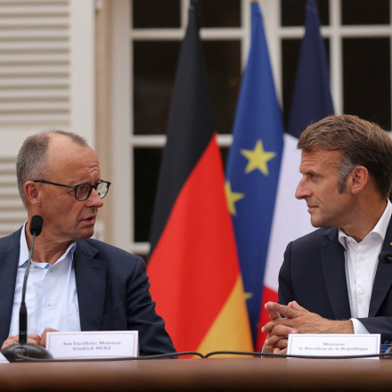 Μερτς: Όχι σε γερμανικό οπλοστάσιο, «ναι» στη χρήση γαλλικών πυρηνικών όπλων