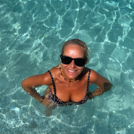 Μαρία Μπεκατώρου: «Οι παρέες γράφουν τις πιο ωραίες ιστορίες»