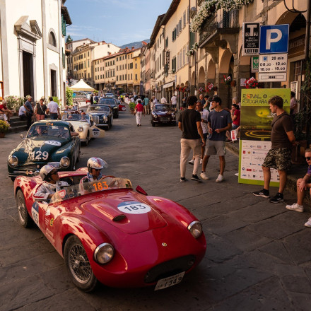 1000 Miglia Experience Greece: Η Αυτοκινητιστική εμπειρία που αναδεικνύει την ομορφιά της Ελλάδας