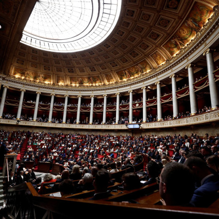 Γαλλία: Βυθίζεται βαθύτερα σε τέλμα χρέους μετά την παραίτηση Μπαϊρού - Έρχεται αύξηση φόρων