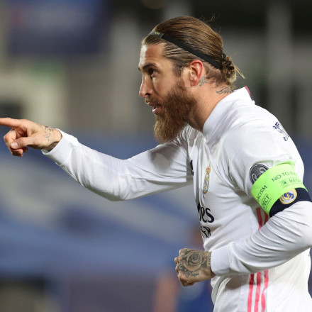 Ο Σέρχιο Ράμος έβγαλε τραγούδι για την Ρεάλ Μαδρίτης και άφησε... αιχμές για τον Φλορεντίνο Πέρεθ