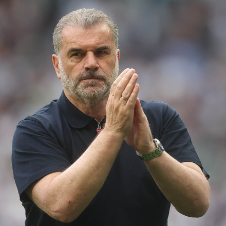 Ο Άγγελος Ποστέκογλου αναλαμβάνει τη Νότιγχαμ Φόρεστ