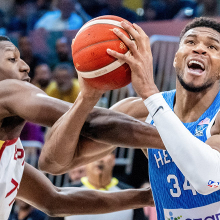 Πώς συναντιούνται Ελλάδα και Τουρκία στα ημιτελικά του Eurobasket 2025