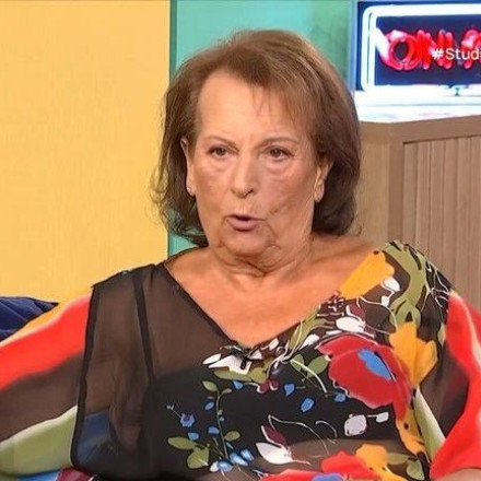 «Δεν ήταν ο Στέλιος αυτός»: Η Βάσω Καζαντζίδη για τα τελευταία χρόνια της ζωής του μεγάλου ερμηνευτή