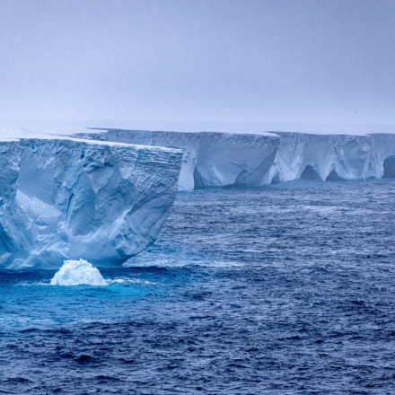 Το Α23a ήταν κάποτε το μεγαλύτερο παγόβουνο του κόσμου - Τώρα λιώνει με ταχείς ρυθμούς