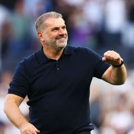 Διεθνής αναγνώριση για Ποστέκογλου: Στη λίστα δυο μεγάλων συλλόγων για τον πάγκο