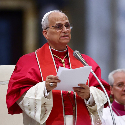 Ο Πάπας Λέων λέει ότι ελπίζει η Χαμάς να αποδεχτεί το ειρηνευτικό σχέδιο του Τραμπ