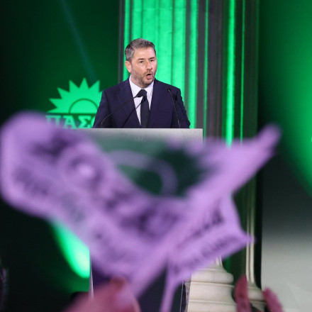 Με πούλμαν, αεροπλάνα και... βαπόρια