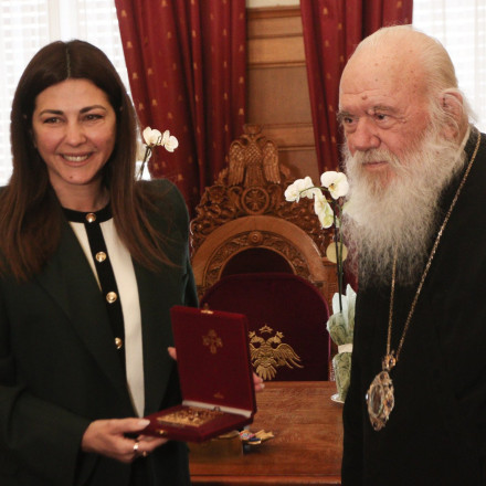 Πολιτισμική κόντρα: Η Εκκλησία απαιτεί Αρχαία και Θρησκευτικά στο Διεθνές Απολυτήριο