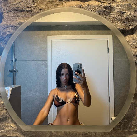 Ελένη Φουρέιρα: Λάτιν, σέξι κι όποιος αντέξει - Η διεθνής συνεργασία της