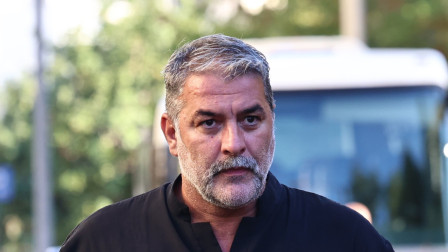 Το βαρύ ζεϊμπέκικο του Βασίλη Μπισμπίκη σε γνωστή ταβέρνα - Τραγουδούσε και η Δέσποινα Βανδή