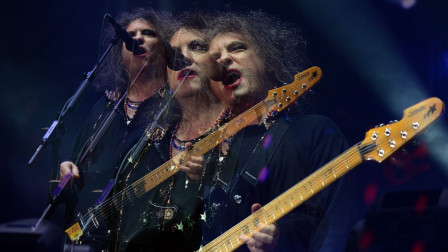 The Cure: Η επιστροφή στο Ejekt με το νέο άλμπουμ – Μια μπάντα που αρνείται να γερνά