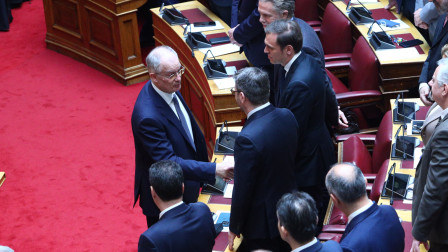 To ΠΑΣΟΚ θέτει θέμα Τασούλα για το δημοσίευμα του «Βήματος»