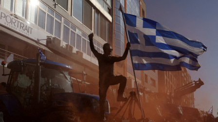 Μπλόκα στο όριο: Στο τραπέζι φθηνό ρεύμα και πετρέλαιο με ΑΑΔΕ-Πότε βλέπει ο Μητσοτάκης τους αγρότες