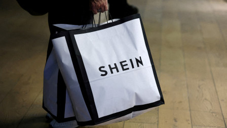 Σφίγγει ο κλοιός για τη Shein: Υποχρεωτικοί έλεγχοι ηλικίας στους χρήστες της ΕΕ