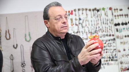 Ο Φάμελλος απαντά στον Τσίπρα και «κερνά κώνειο» τη Ζωή