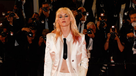 Κρίστεν Στιούαρτ: Αγόρασε ιστορικό κινηματογράφο στο Λος Άντζελες