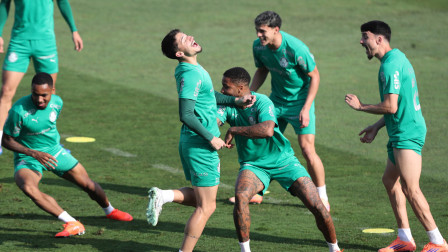 Η Παλμέιρας κρατά ζωντανό το πνεύμα του ποδοσφαίρου ενώνοντας τους ποδοσφαιριστές με τις ρίζες τους