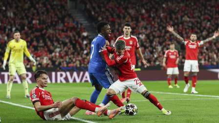 Η Μπενφίκα ξεκινά έρευνα για ρατσιστική συμπεριφορά δυο οπαδών της στον Βινίσιους (video)