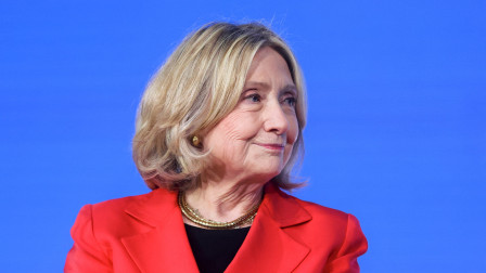 Υπόθεση Έπσταϊν: Διακόπηκε η κατάθεση της Χίλαρι Κλίντον - Βουλευτής δημοσιοποίησε φωτογραφία της