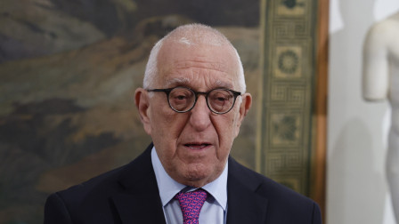 Κόντρα για την προ ημερησίας: Τι απαντά ο Κακλαμάνης στο ΠΑΣΟΚ