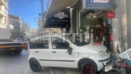 Ηράκλειο: Έριξε εσκεμμένα το αυτοκίνητό του πάνω σε μίνι μάρκετ - Εκδίκηση μετά από... παρατήρηση