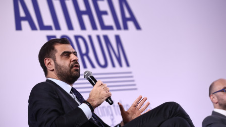 Ανωνυμία στο διαδίκτυο: Μια «ιδέα» Μαρινάκη που ανοίγει δύσκολες συζητήσεις