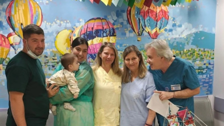 Τα κατάφερε το βρέφος με μηνιγγίτιδα στην Πάτρα - «Η ζωή νίκησε τον θάνατο»