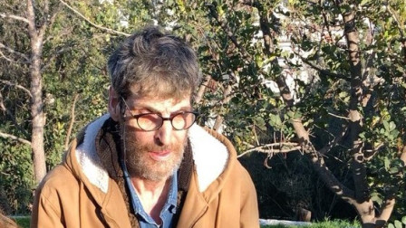 Μήνυμα απελπισίας από τον γιο του Μίκη Θεοδωράκη: Είμαι ολομόναχος, σκέφτομαι να κάνω κακό στον εαυτό μου