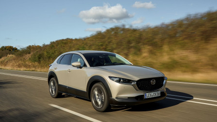 Mazda CX-30: Premium αισθητική, υβριδική υπεροχή και ασφάλεια 5 αστέρων