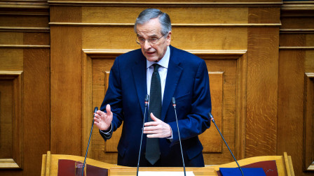 Αντώνης Σαμαράς: Τα χειροκροτήματα - έκπληξη - στην Ολομέλεια