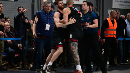 «Άναψαν τα αίματα» ανάμεσα σε Φουρνιέ και οπαδό του Πανιωνίου (video)