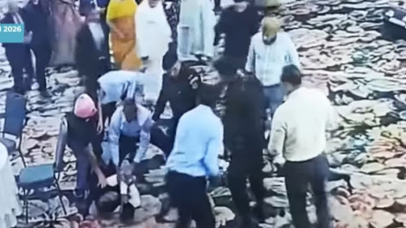 Ινδία: Παραλίγο νεκρός πρώην πρωθυπουργός - Τον πυροβόλησαν εξ επαφής