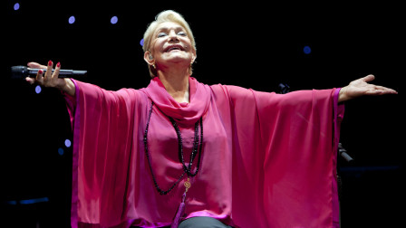 Όταν οι Scorpions τραγούδησαν Μαρινέλλα: Πώς έγινε η σπάνια μουσική συνάντηση - Βίντεο