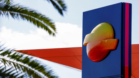 Ισπανία: «Μαχαίρι» στον ΦΠΑ των καυσίμων - Εξοικονόμηση 20 ευρώ το γέμισμα λόγω του πολέμου στο Ιράν