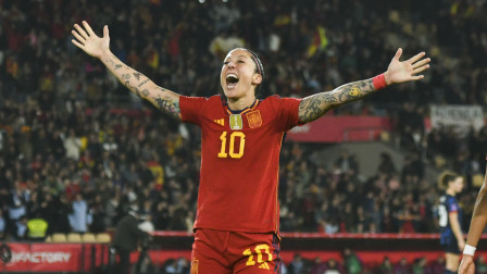 Τζένι Ερμόσο: Η κορυφαία Ισπανίδα σκόρερ που τιμάται με γήπεδο στη Μαδρίτη