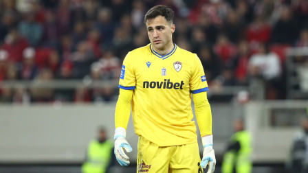 Βενετικίδης: Ποιος είναι ο πρωτάρης τερματοφύλακας που «μπλόκαρε» τον Ολυμπιακό