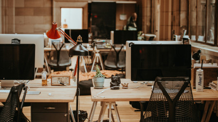 Πώς να υπολογίσετε την αποζημίωση που δικαιούστε αν απολυθείτε