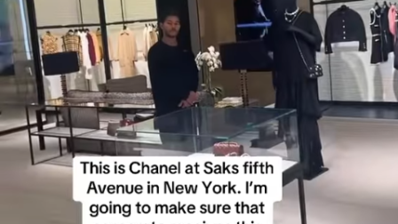 Αφροαμερικανή κατηγορεί on camera υπαλλήλους της Chanel στο Saks της 5ης Λεωφόρου: «Είστε ρατσιστές»