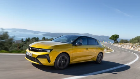 Βρείτε τους καρχαρίες στο Νέο Opel Astra