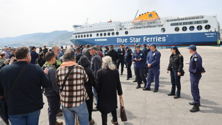 Μυτιλήνη: Παραμένει αποκλεισμένο το λιμάνι από κτηνοτρόφους- Κανένα δρομολόγιο μέχρι 22 Απριλίου