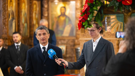 «Ραγίζει» καρδιές ο επικήδειος του Ραζβάν Λουτσέσκου στην κηδεία του πατέρα του, Μιρτσέα