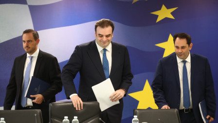 Στο «club» των πλεονασματικών η Ελλάδα: Πώς χρηματοδοτούνται τα νέα μέτρα στήριξης