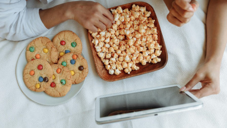 Ακόμα και λίγες μέρες junk food μπορεί να  αυξήσουν τον κίνδυνο παχυσαρκίας