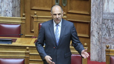 Μόνιμος υπηρεσιακός υφυπουργός Εξωτερικών: Κόντρα για την τροπολογία και καρφιά Γεραπετρίτη σε ΠΑΣΟΚ