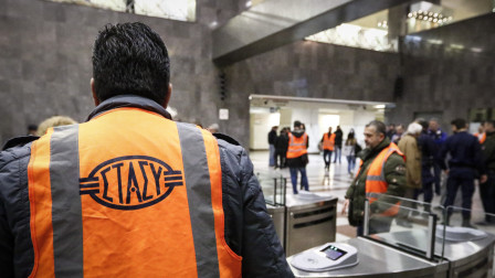 Ελεγκτής της ΣΤΑΣΥ ζητούσε 20 ευρώ από επιβάτες χωρίς εισιτήριο για να μη τους κόψει πρόστιμο